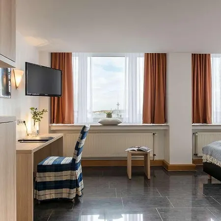 Cph Conti 4*